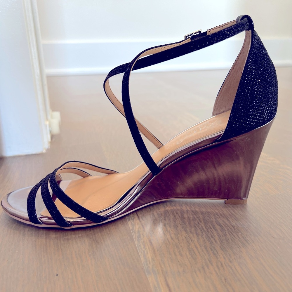 Evening wedges
